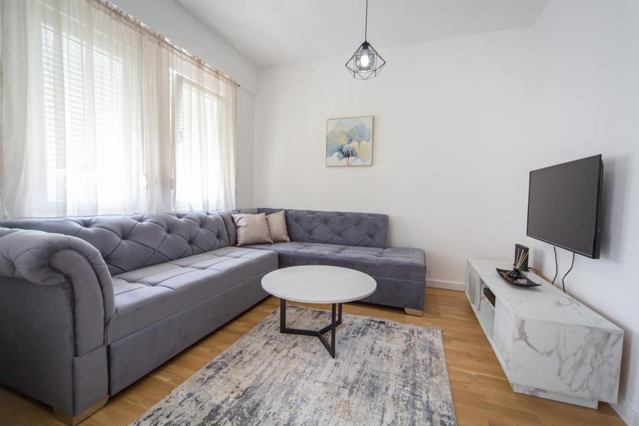 Blue Moon Apartment Podgorica Exterior photo